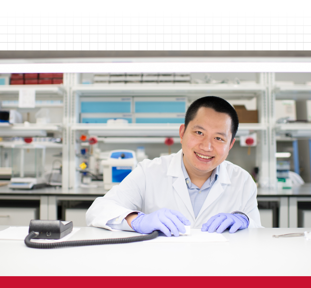 Dr. Lu in the lab
